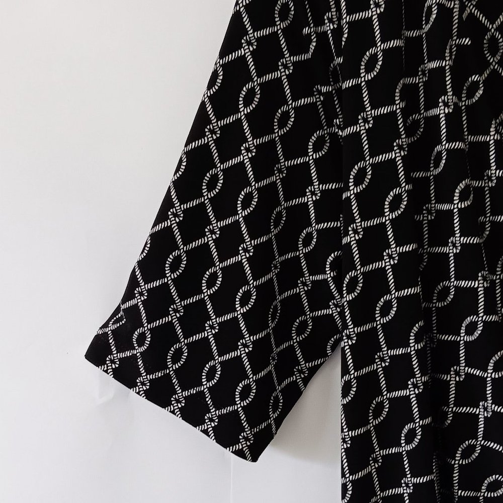 MOTHERHOOD MATERNITY Black Geometric Mini Wrap Dress Size S - Picture 2 of 7
